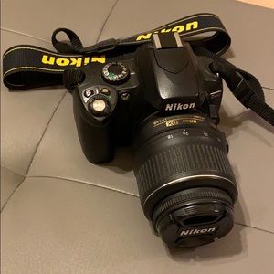 Nikon D40 Digital Camera